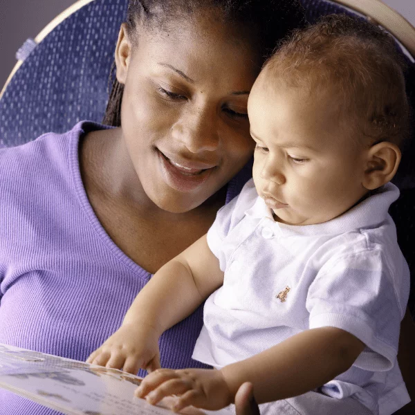 Como ler com os bebês?